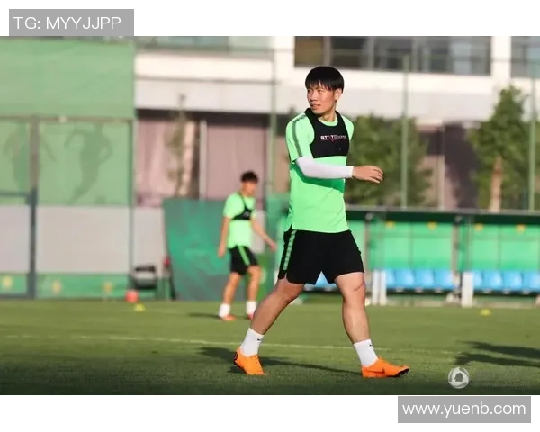 吴丽独家分享足球心得与技巧助你提升球技和战术理解